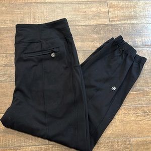 Black capri lululemon